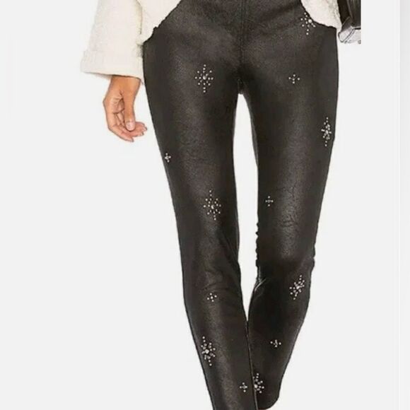 Free People Vegan Star Embellished Leggings Size 27 - Picture 1 of 9